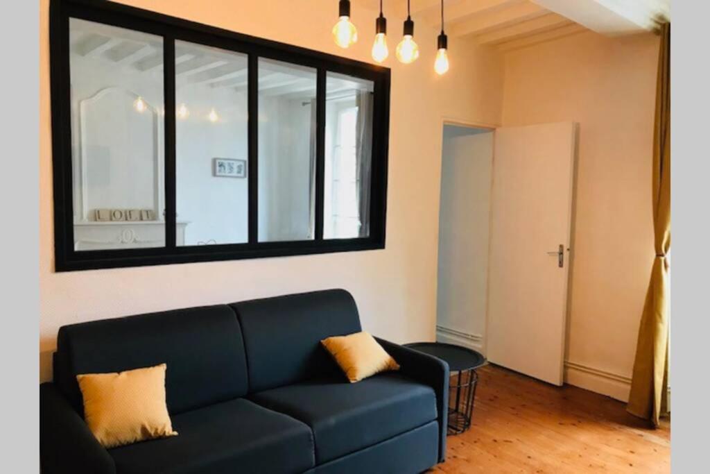 شقة Au Coeur Du Vieux Bayeux, Logement De Charme المظهر الخارجي الصورة